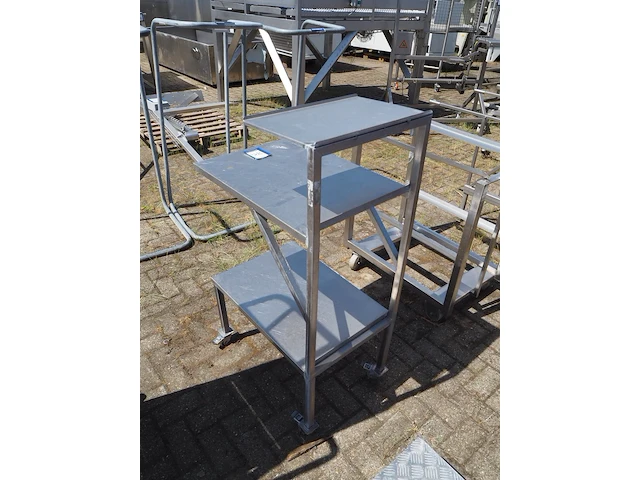 Nn table - afbeelding 4 van  4