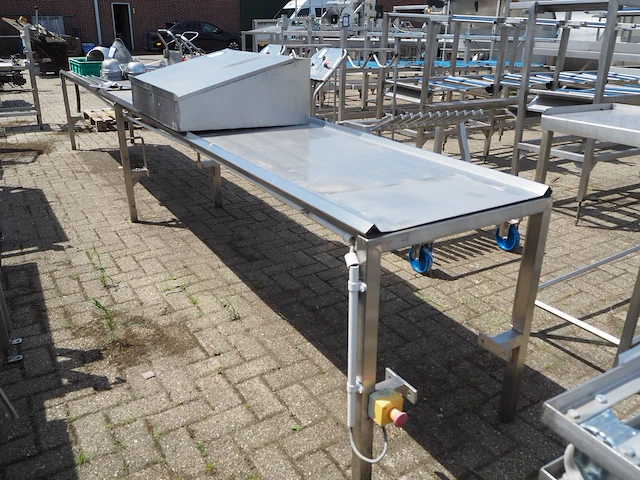 Nn table - afbeelding 2 van  4