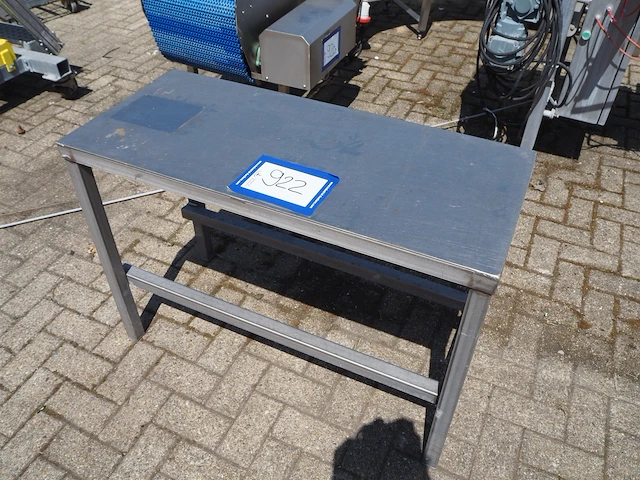 Nn table - afbeelding 1 van  6