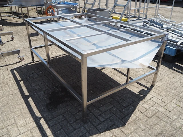 Nn table - afbeelding 2 van  5