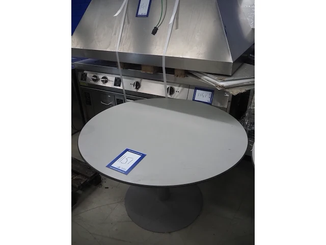 Nn table - afbeelding 2 van  4