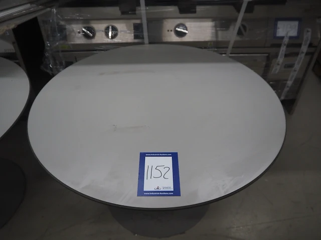 Nn table - afbeelding 3 van  4