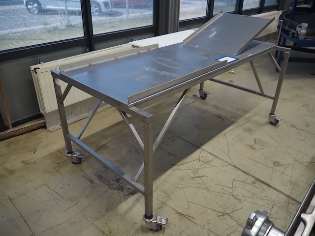 Nn table - afbeelding 2 van  6
