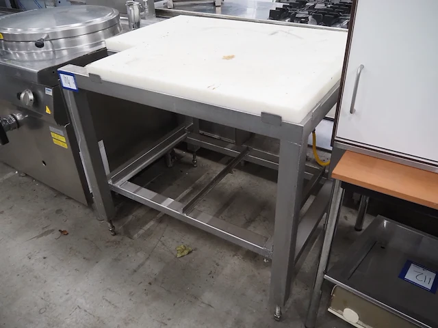 Nn table - afbeelding 2 van  4