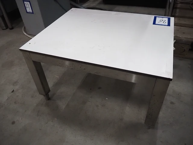 Nn table - afbeelding 4 van  4