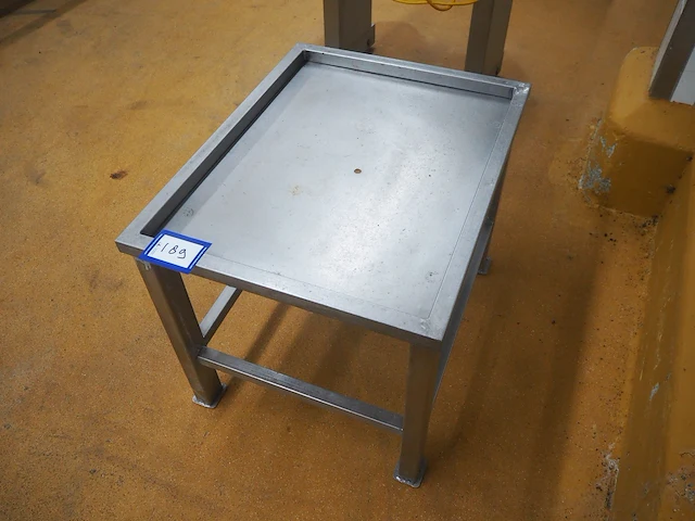 Nn table - afbeelding 2 van  3