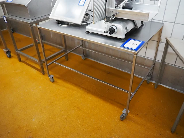 Nn table - afbeelding 1 van  3