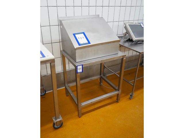 Nn table - afbeelding 2 van  4