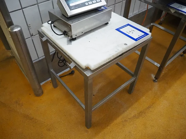 Nn table - afbeelding 1 van  3