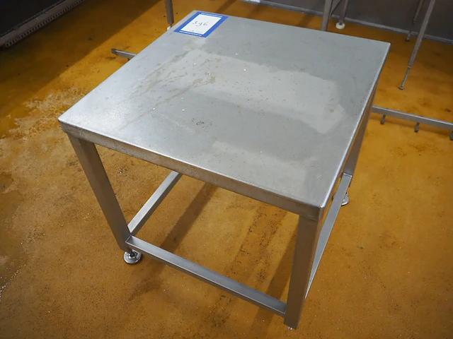 Nn table - afbeelding 1 van  3