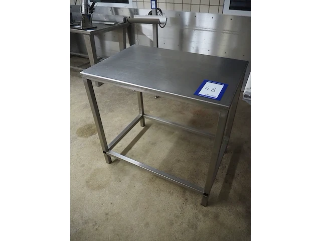 Nn table - afbeelding 1 van  4