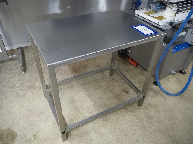 Nn table - afbeelding 2 van  4