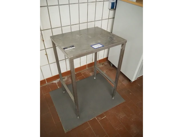 Nn table - afbeelding 2 van  5