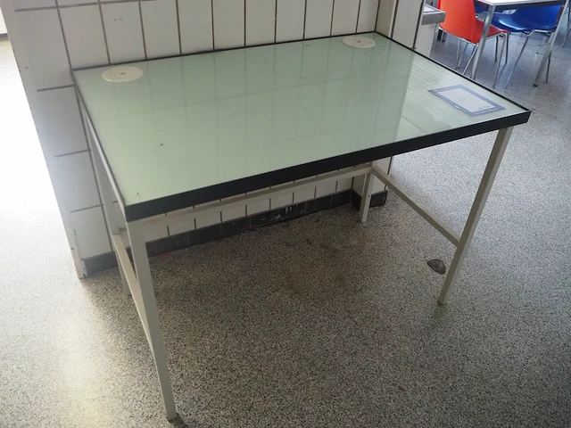 Nn table - afbeelding 1 van  3