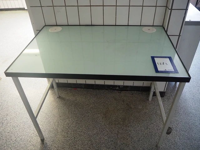 Nn table - afbeelding 3 van  3