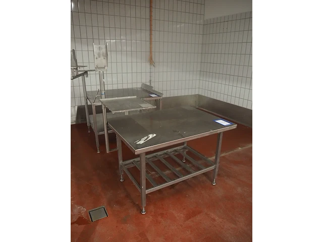 Nn table - afbeelding 1 van  6