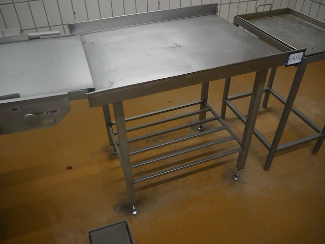 Nn table - afbeelding 1 van  4