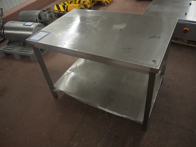 Nn table - afbeelding 1 van  5