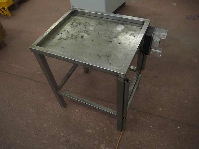 Nn table - afbeelding 4 van  6