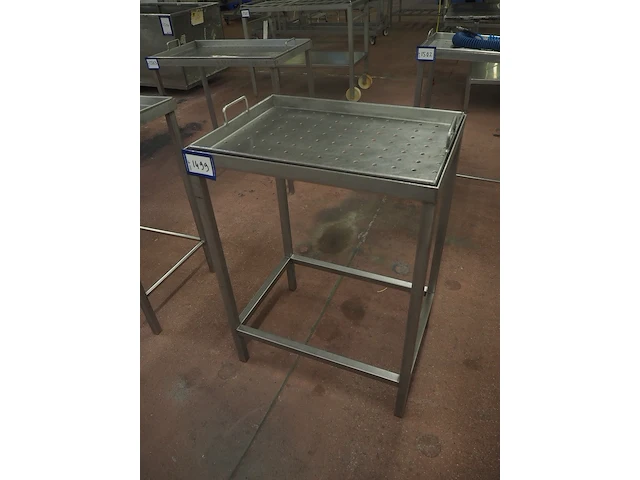 Nn table - afbeelding 1 van  5