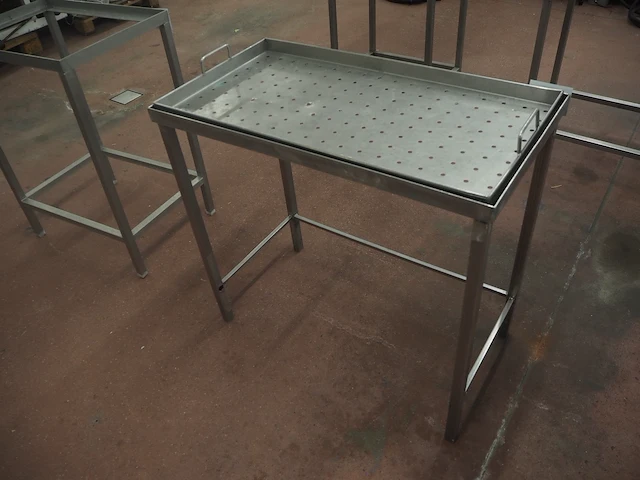 Nn table - afbeelding 3 van  5