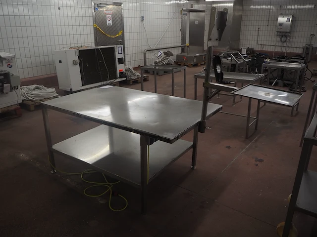 Nn table - afbeelding 4 van  6