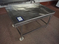 Nn table - afbeelding 1 van  5