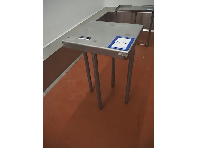 Nn table - afbeelding 1 van  3