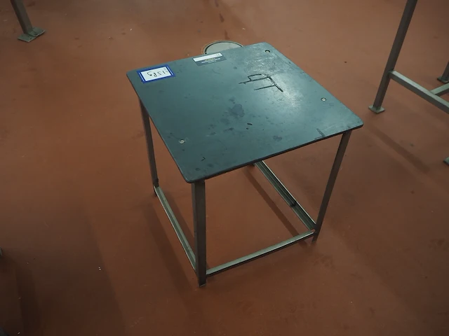 Nn table - afbeelding 3 van  4