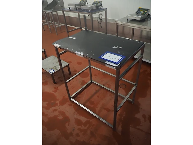 Nn table - afbeelding 2 van  4