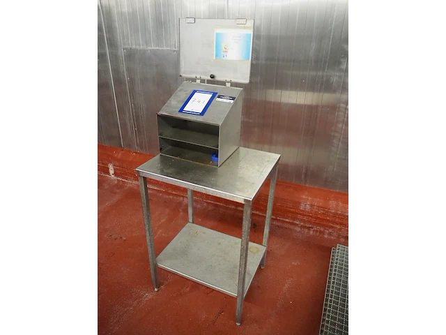 Nn table - afbeelding 1 van  6
