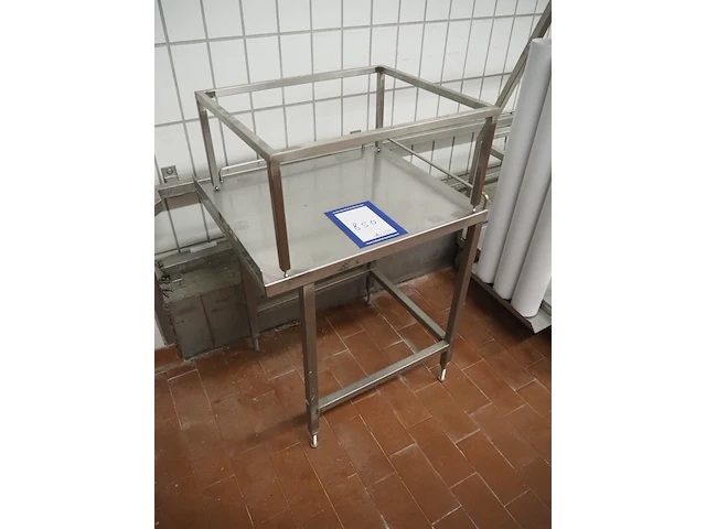 Nn table - afbeelding 1 van  5