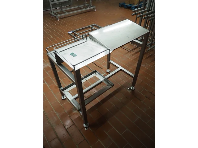 Nn table - afbeelding 4 van  8