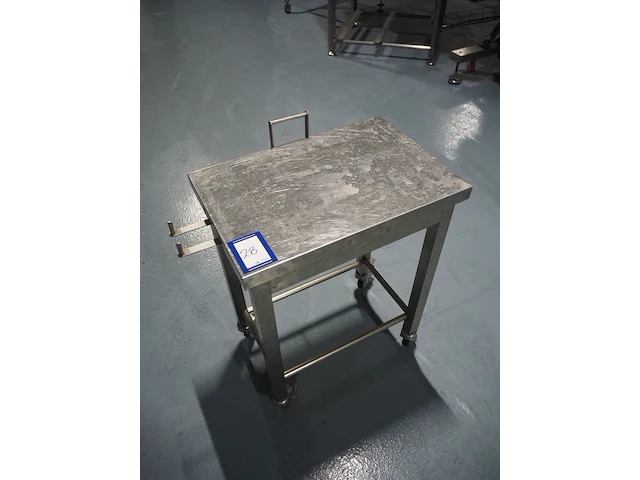 Nn table - afbeelding 1 van  3