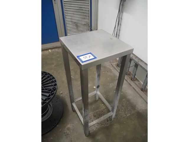 Nn table - afbeelding 1 van  3