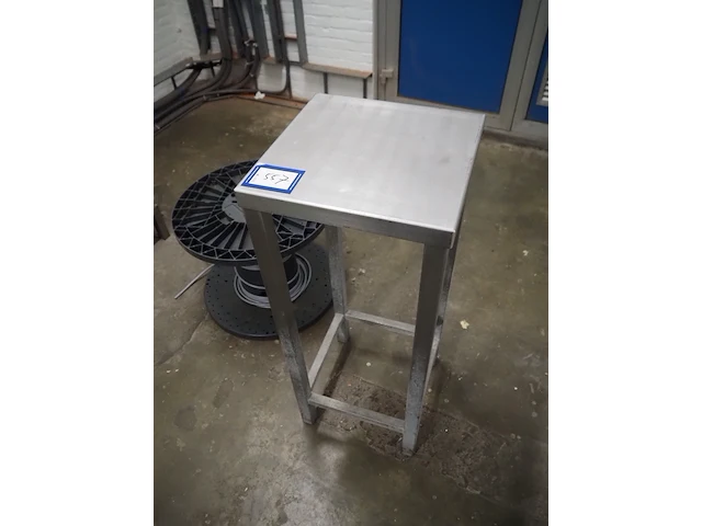 Nn table - afbeelding 2 van  3