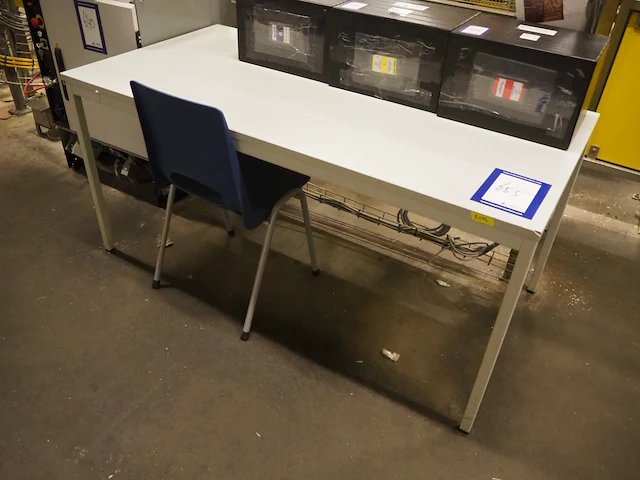 Nn table - afbeelding 2 van  2