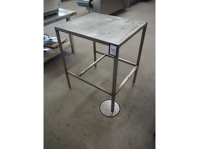 Nn table - afbeelding 1 van  5