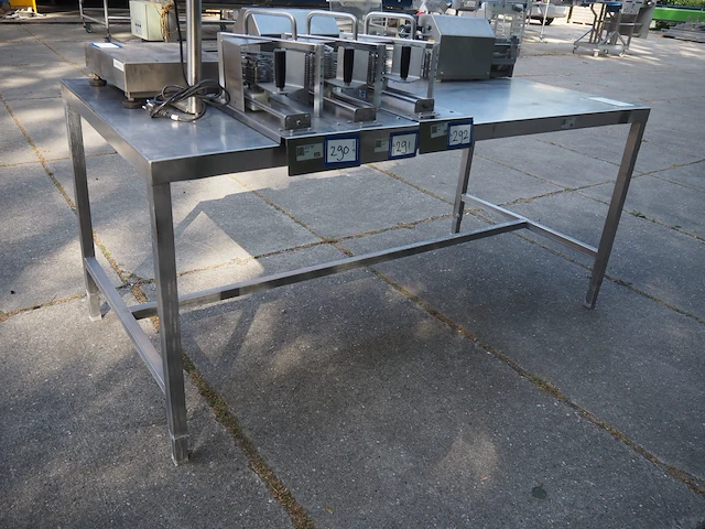 Nn table - afbeelding 2 van  4