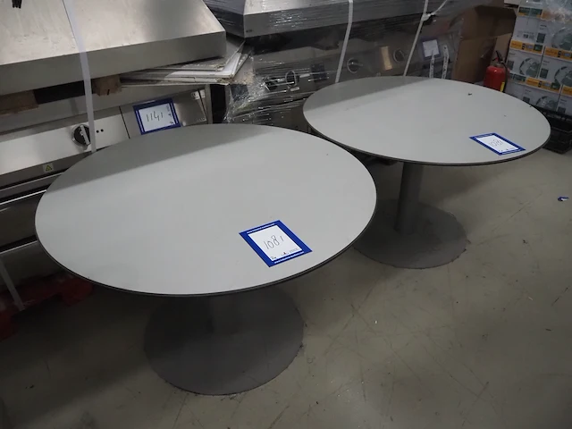 Nn table - afbeelding 2 van  4