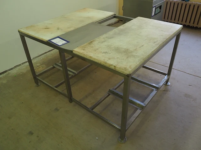 Nn table - afbeelding 1 van  4