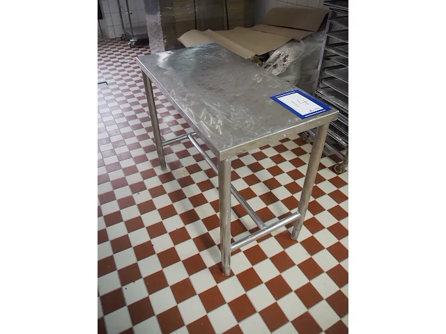 Nn table - afbeelding 2 van  4