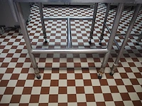Nn table - afbeelding 4 van  4