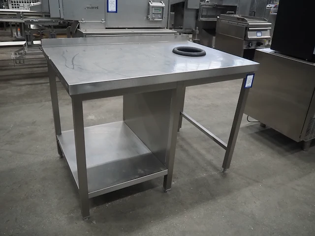 Nn table - afbeelding 1 van  8