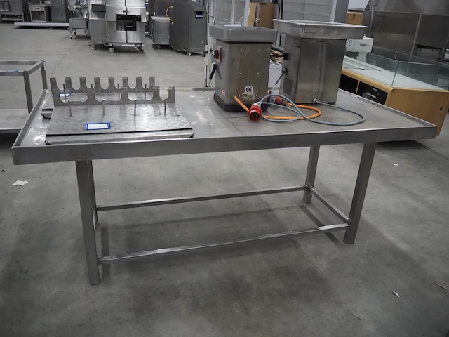 Nn table - afbeelding 4 van  6