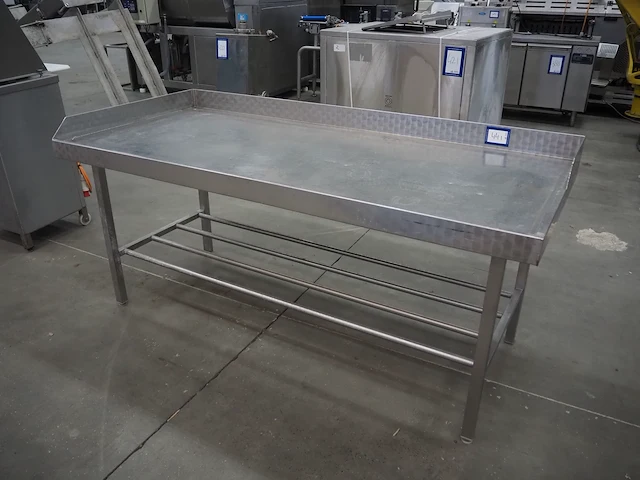 Nn table - afbeelding 1 van  4