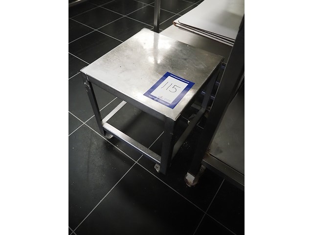 Nn table - afbeelding 2 van  4