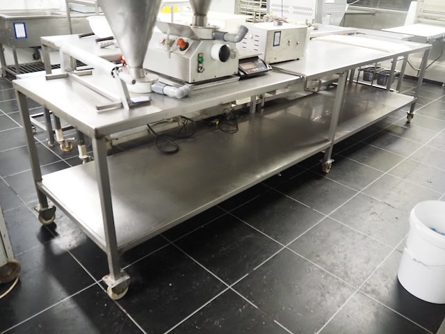 Nn table - afbeelding 2 van  4