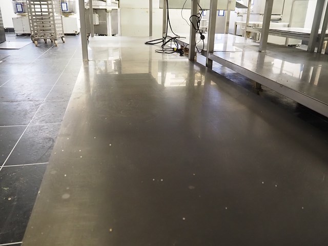 Nn table - afbeelding 4 van  4