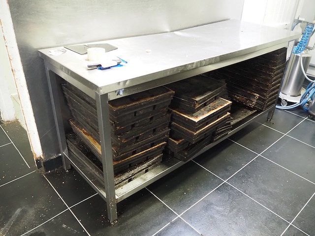 Nn table - afbeelding 4 van  7